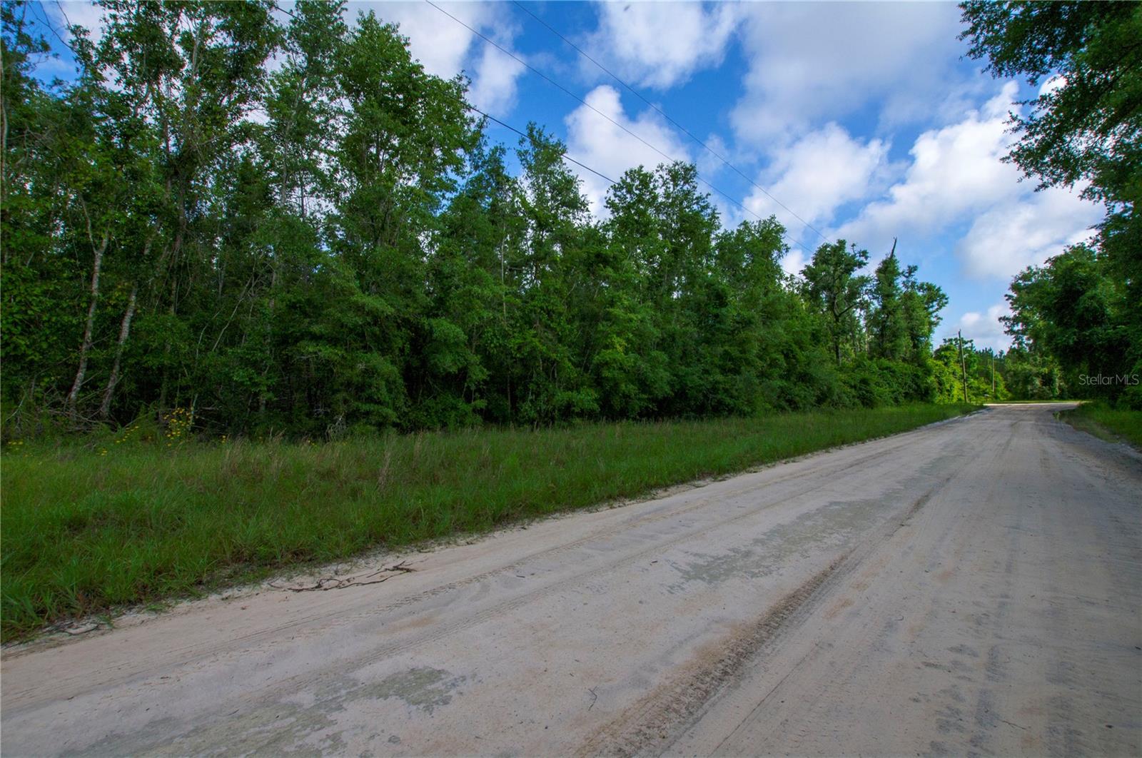 18233 185th Rd Property Photo 9