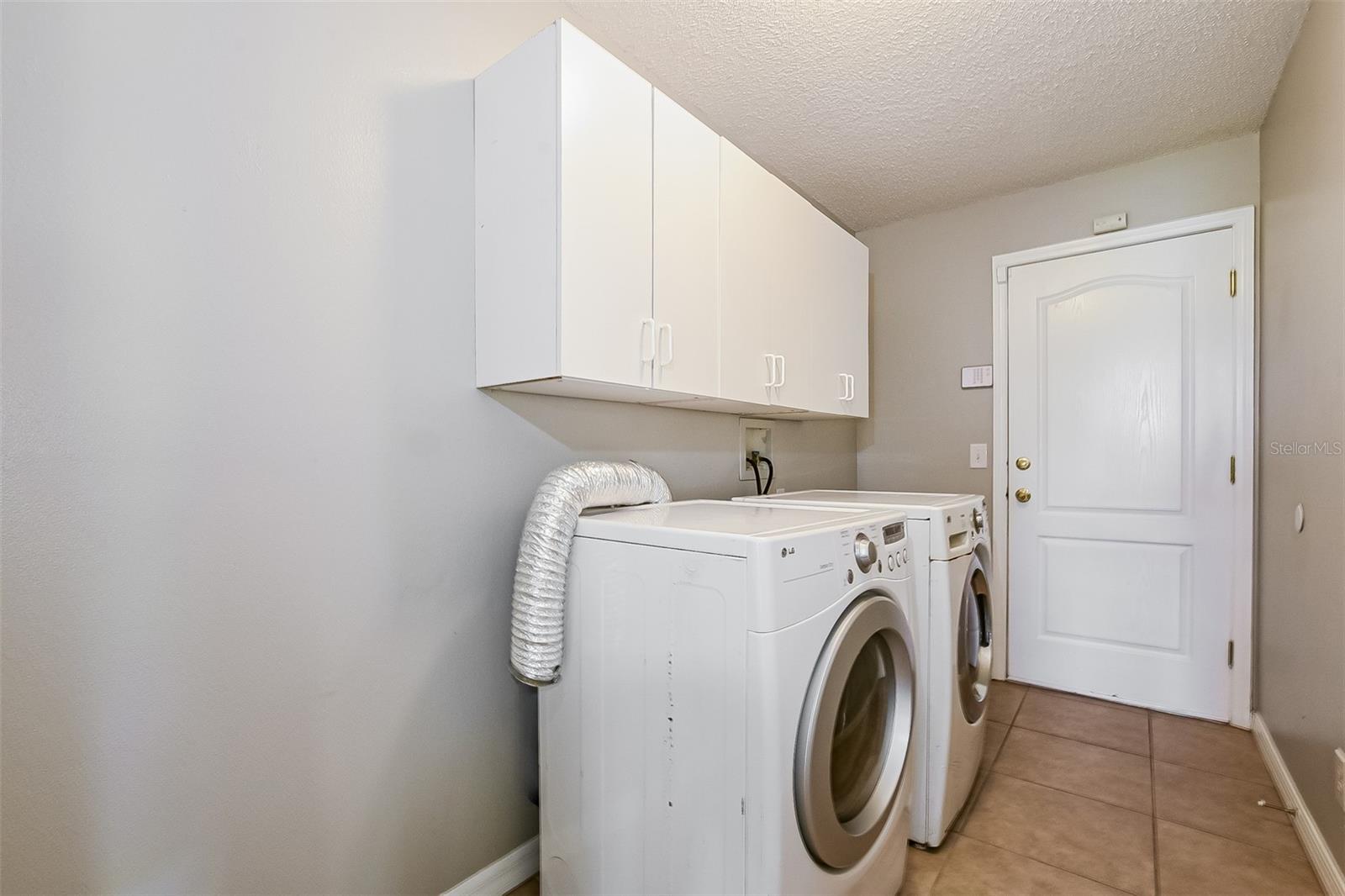 2091 Fawn Meadow Cir Property Photo 15
