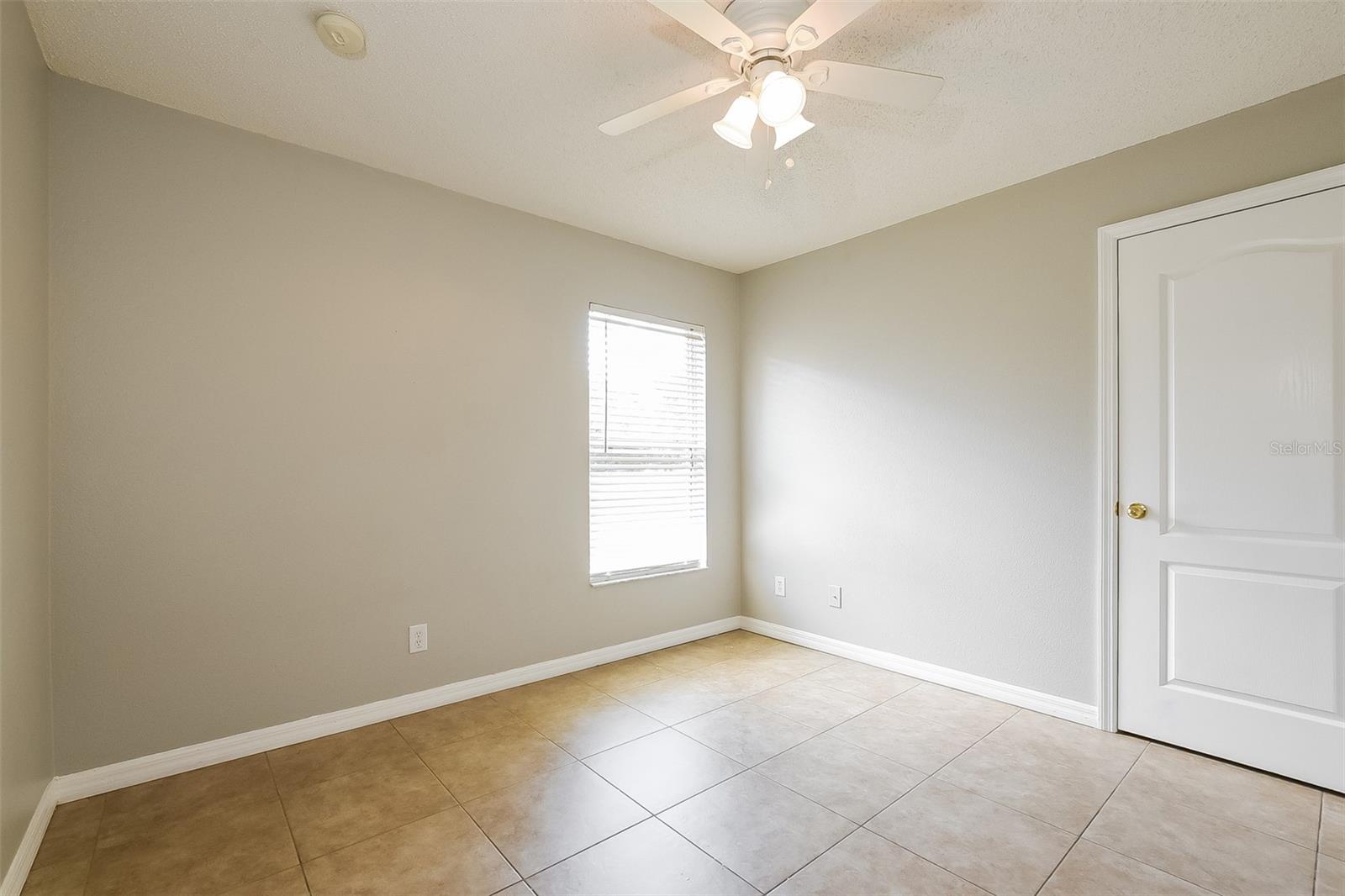 2091 Fawn Meadow Cir Property Photo 23