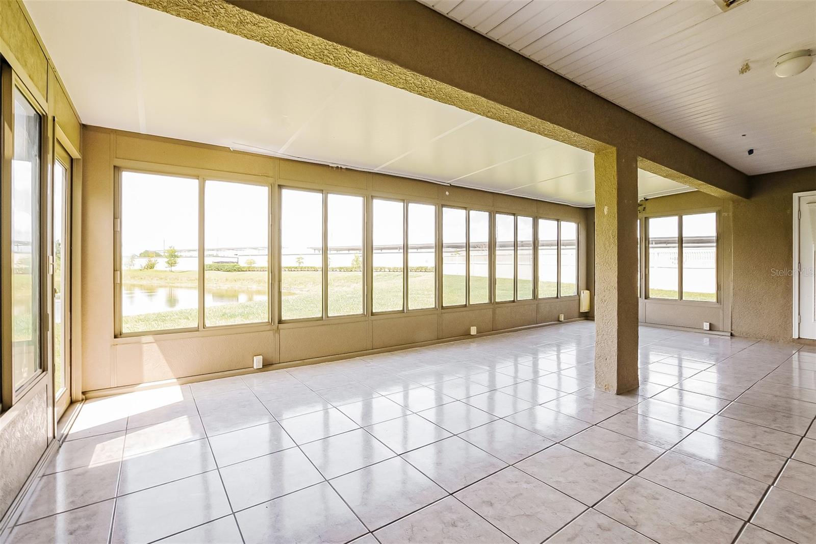 2091 Fawn Meadow Cir Property Photo 30