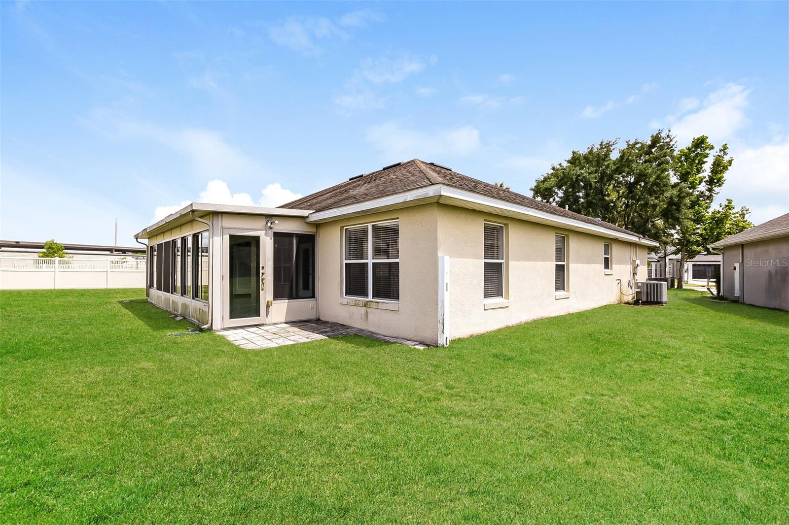 2091 Fawn Meadow Cir Property Photo 31