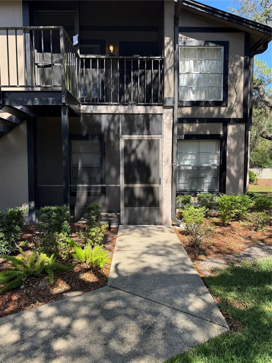 4033 DREAM OAK PL #101