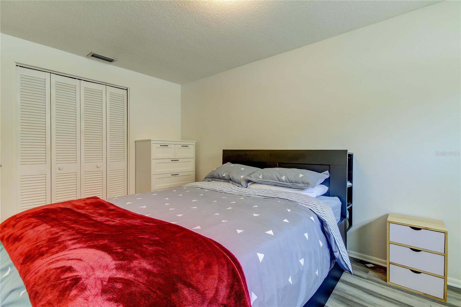 1846 Elmhurst Dr Property Photo 41