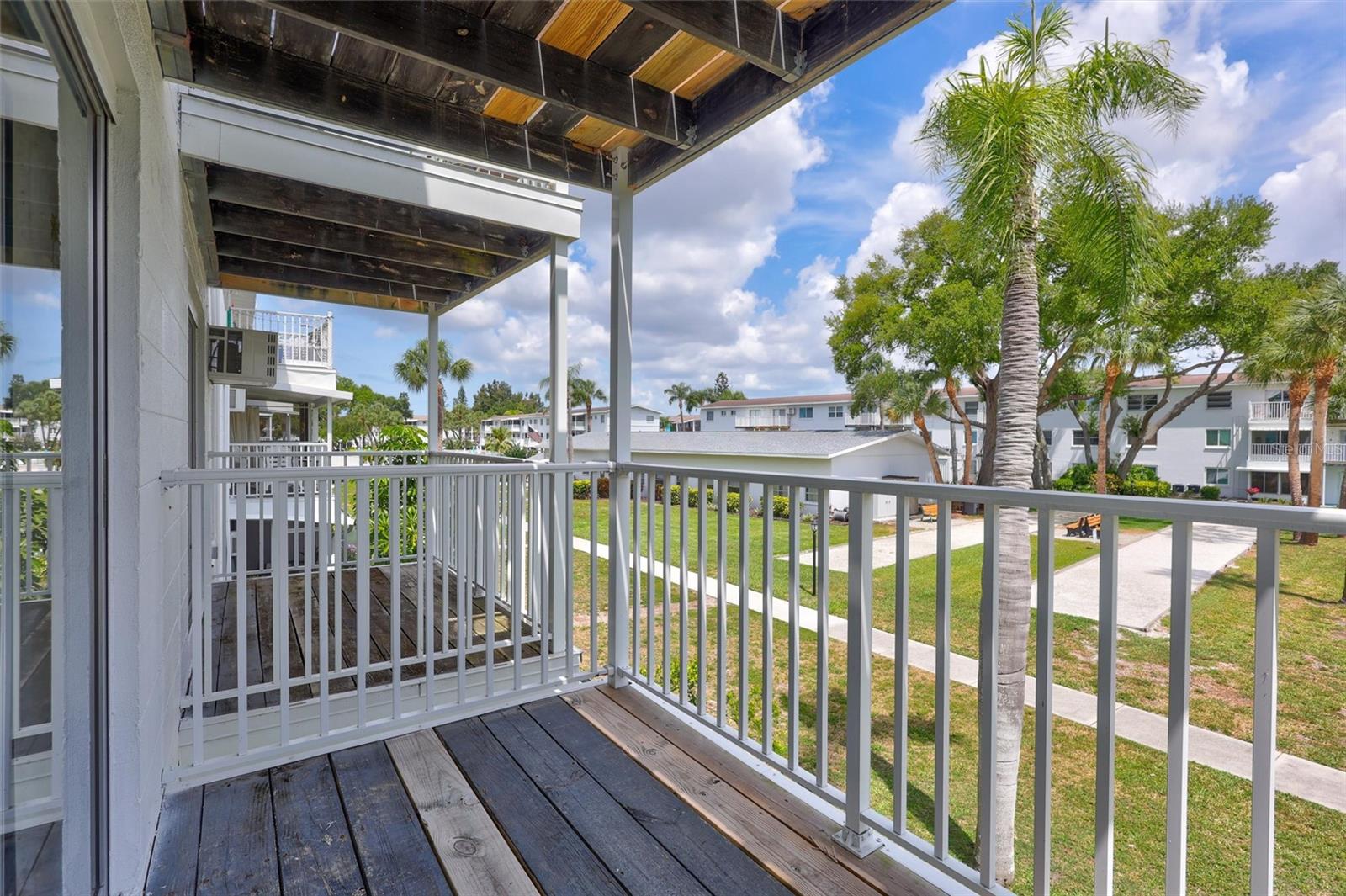 2217 Sunset Dr #e27 Property Photo 16