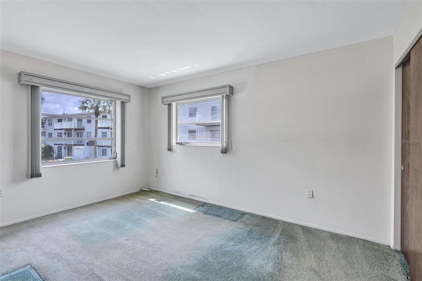 2217 Sunset Dr #e27 Property Photo 18