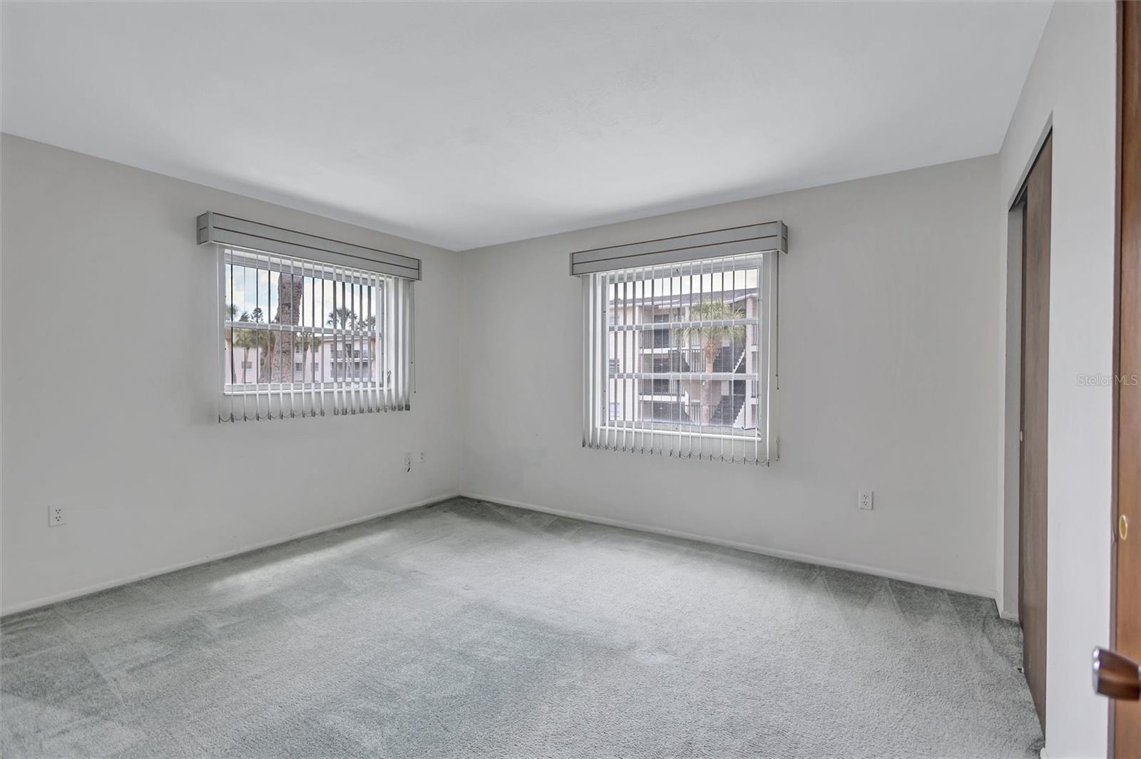 2217 Sunset Dr #e27 Property Photo 19