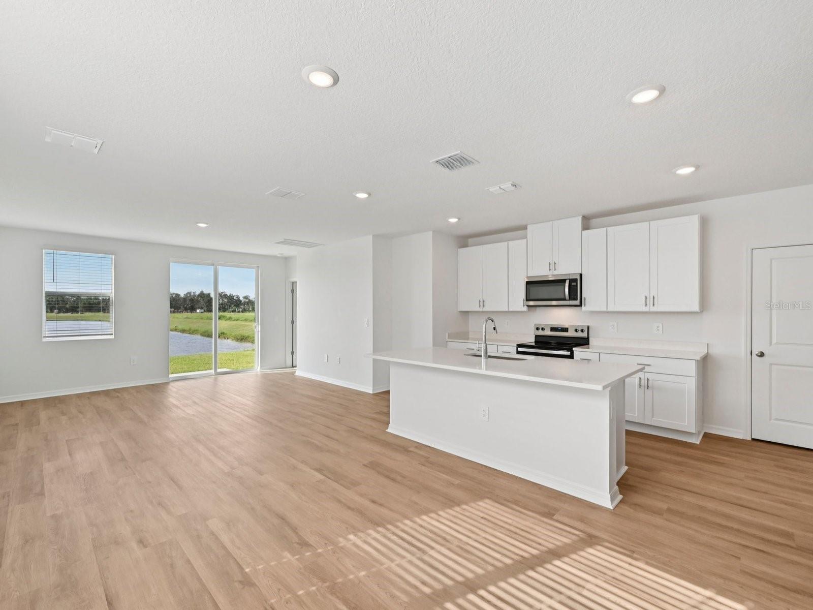 1495 Brekey Way Property Photo 2