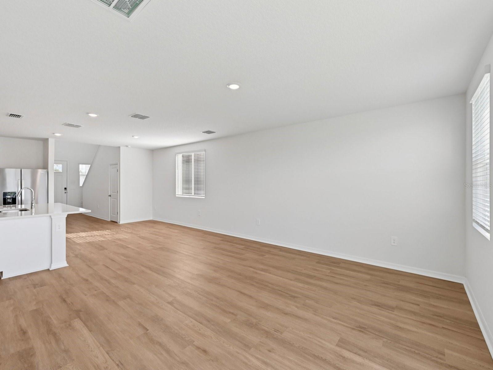1495 Brekey Way Property Photo 7