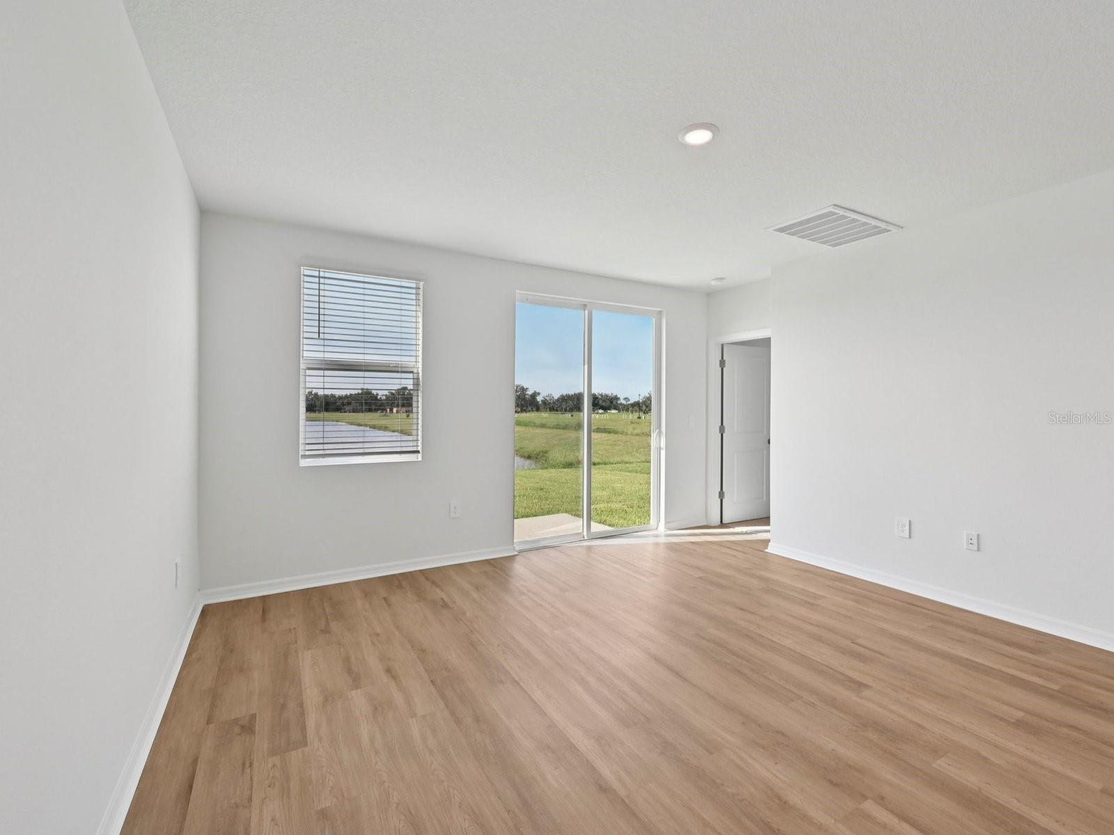 1495 Brekey Way Property Photo 10