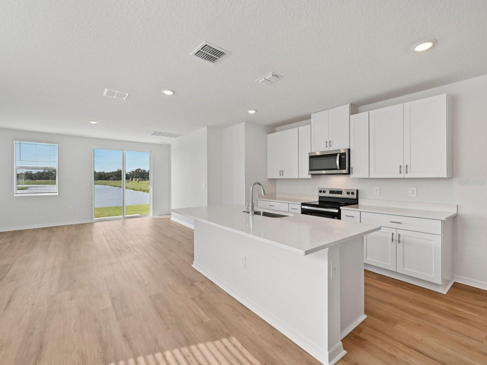 1495 Brekey Way Property Photo 11