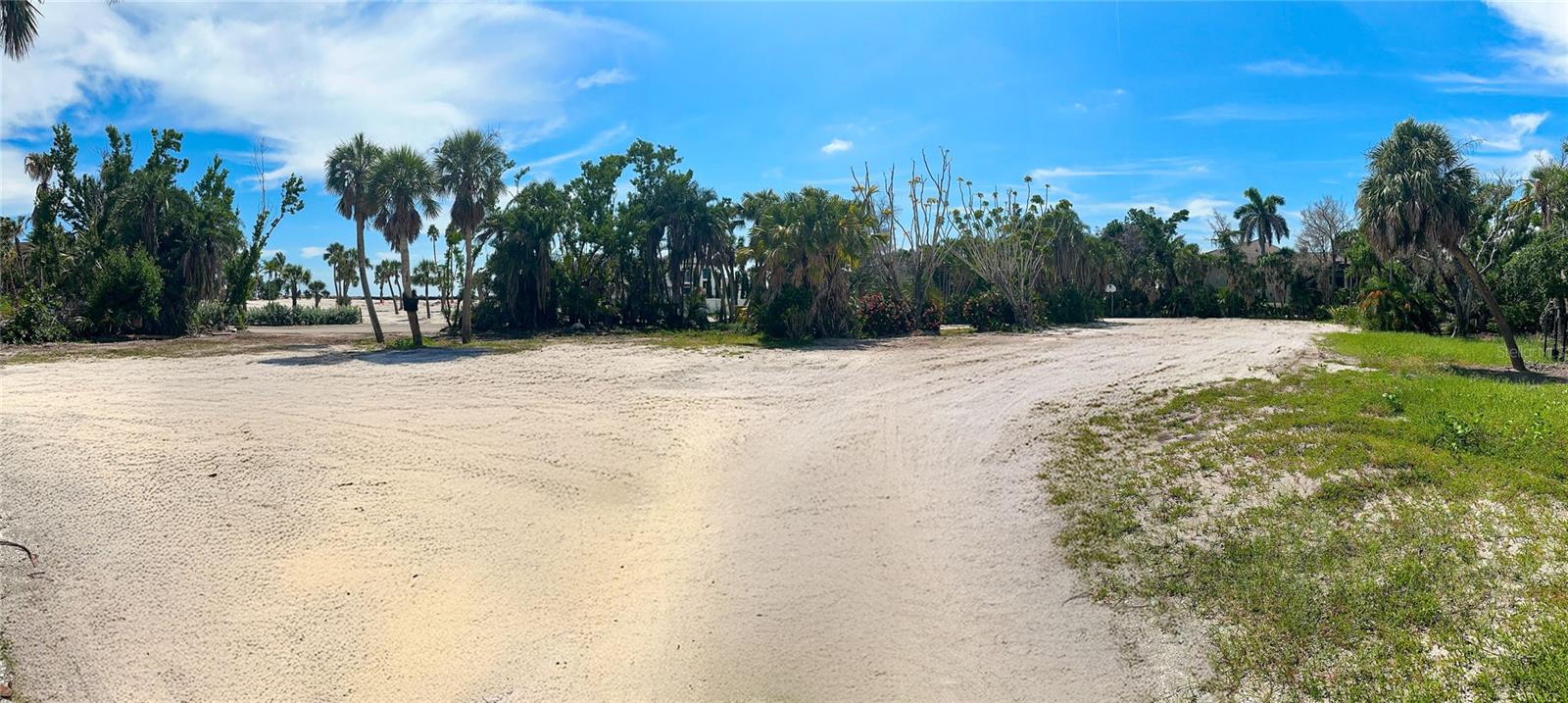 7825 Sanderling Rd Property Photo 13