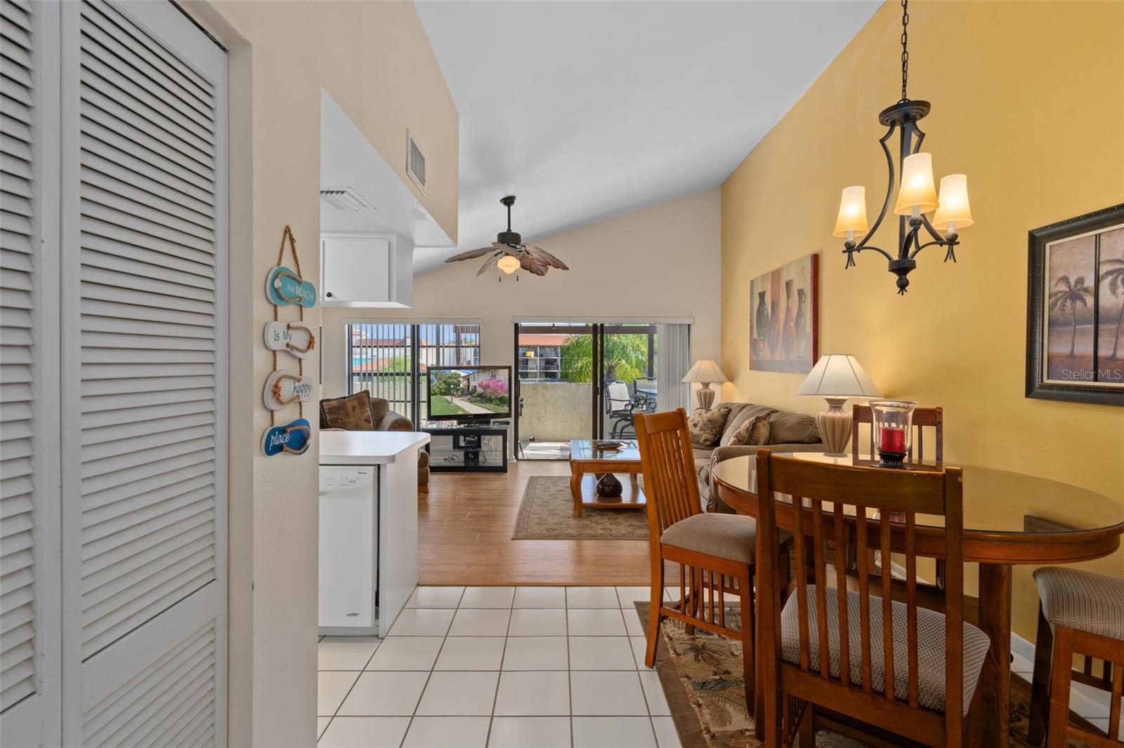 2571 Cyprus Dr #1-201 Property Photo 5