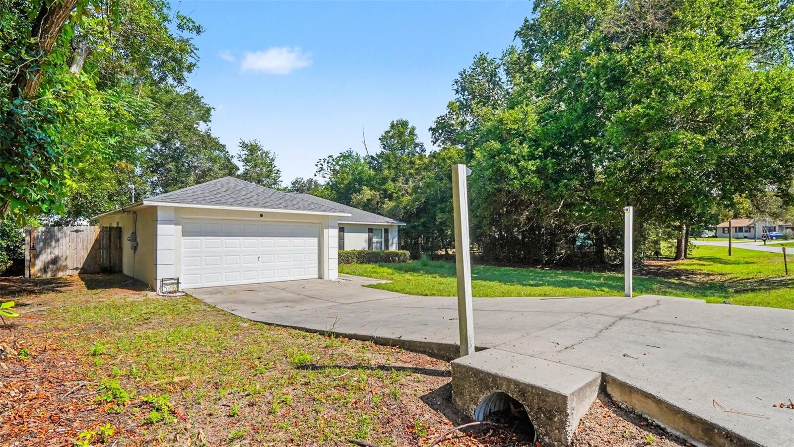 56 Hemlock Radl Property Photo 3
