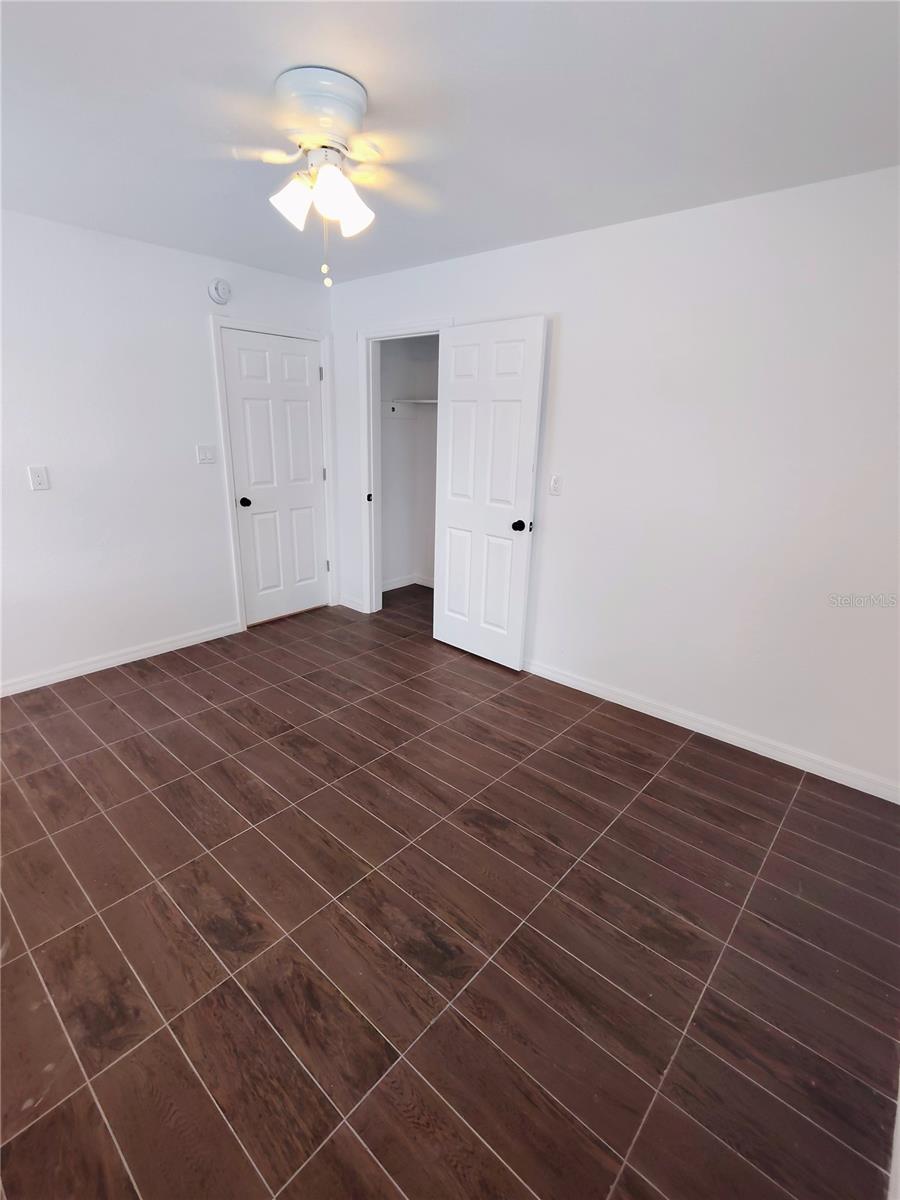 115 145th Ave E #6 Property Photo 7