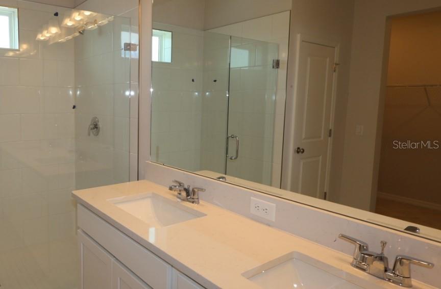 2831 Crimson Cap St Property Photo 15