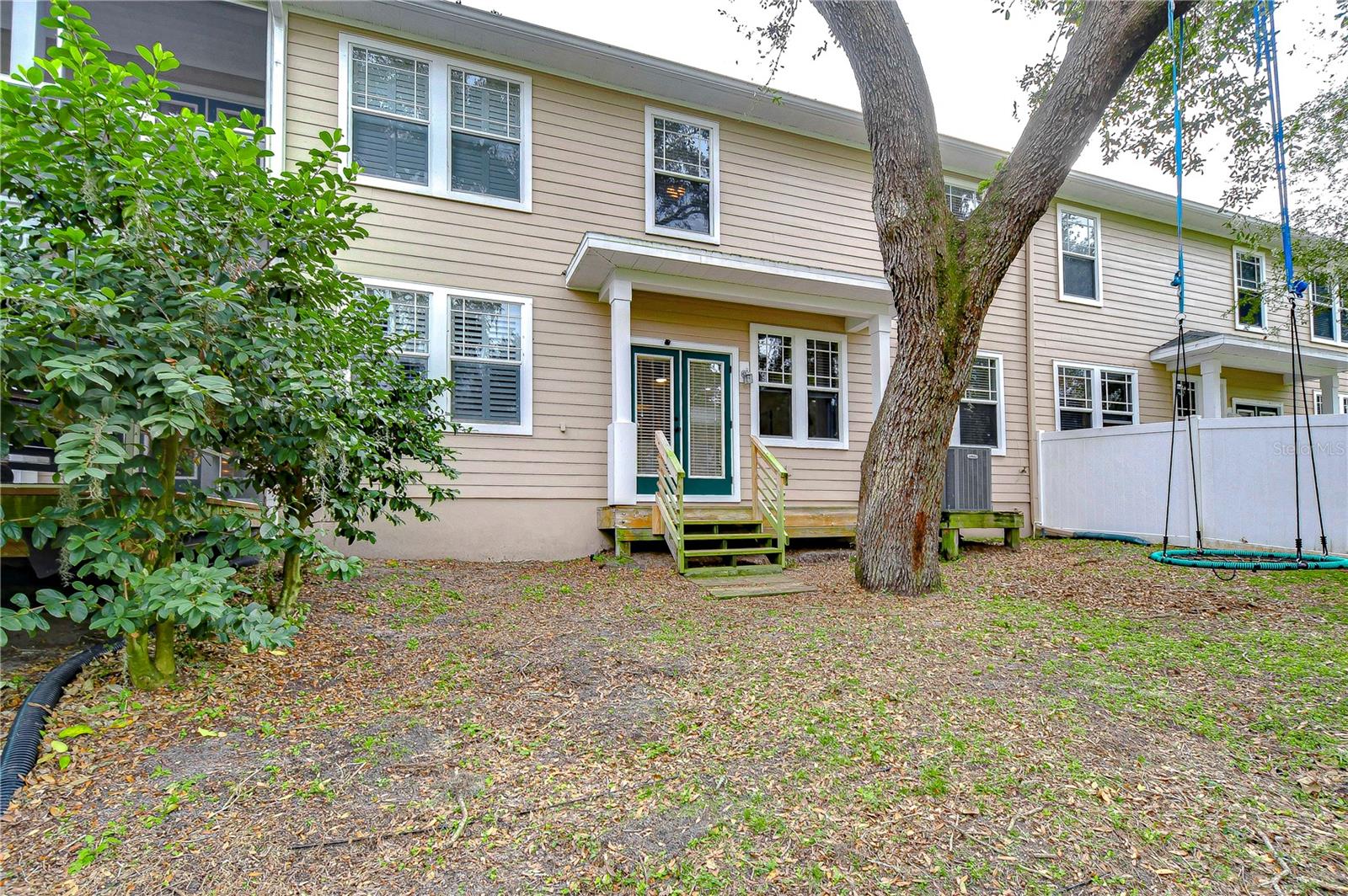 208 Elm View Ct Property Photo 3