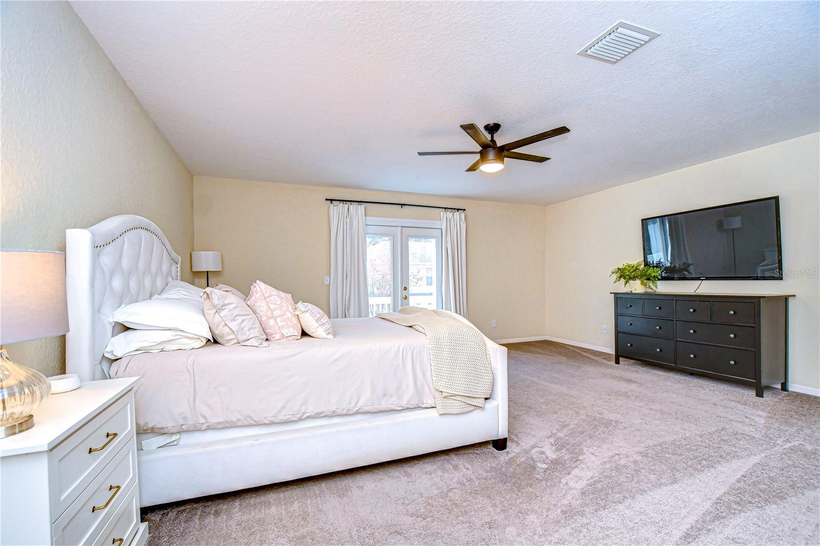 208 Elm View Ct Property Photo 17