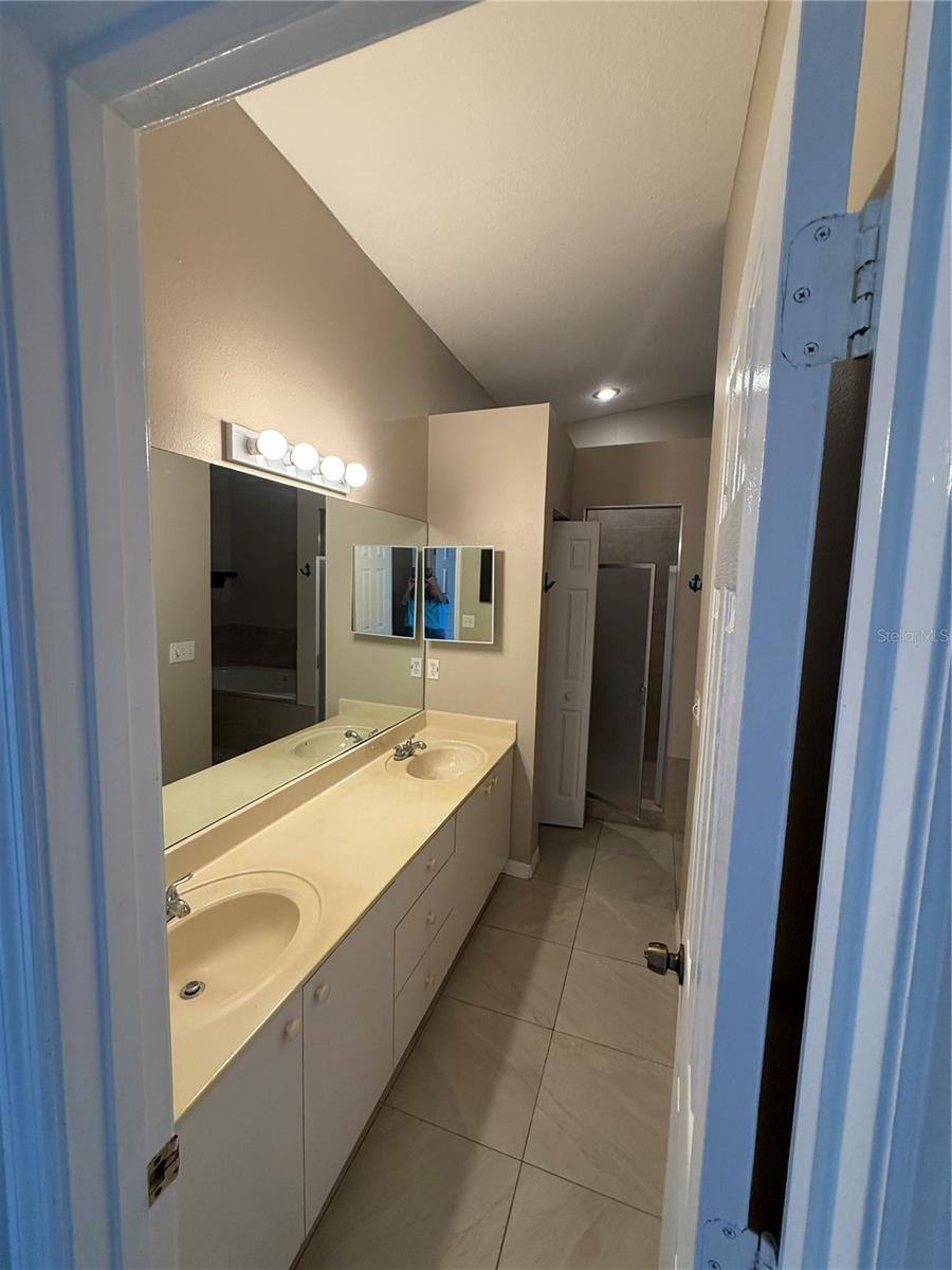 1117 Pinellas Bayway S #303 Property Photo 14