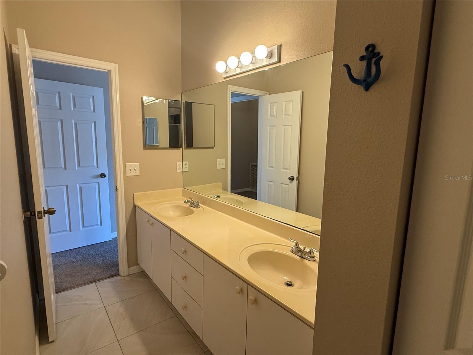 1117 Pinellas Bayway S #303 Property Photo 16