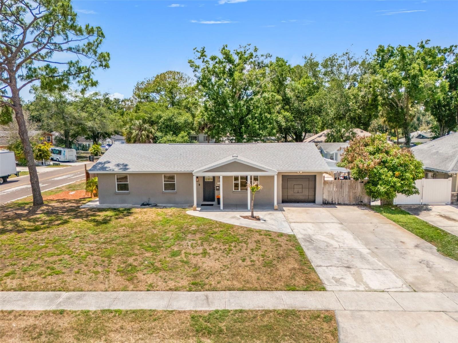 6802 Cresthill Ct Property Photo 1