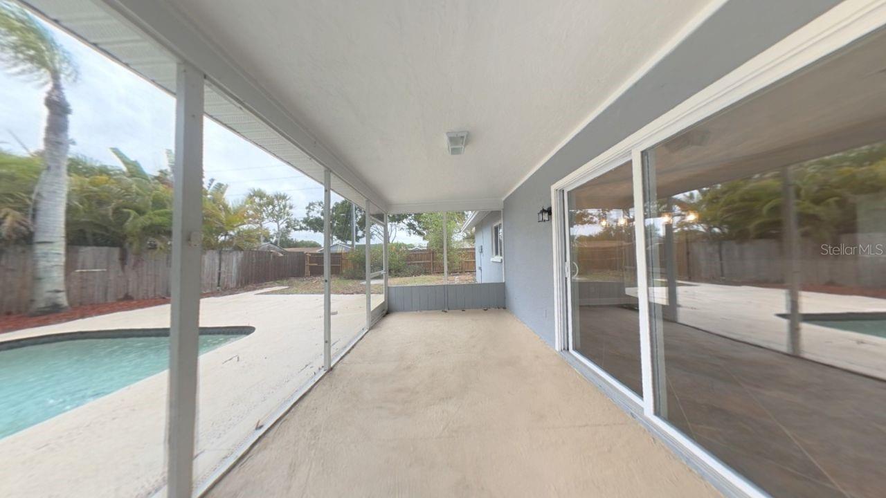 8990 123rd Way Property Photo 3