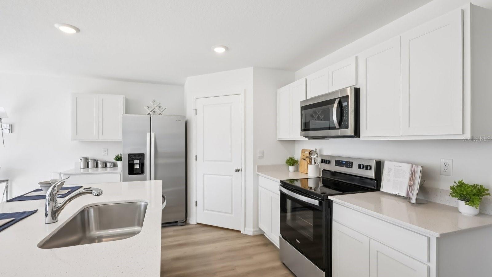 15026 Crosshall Stream Dr Property Photo 11