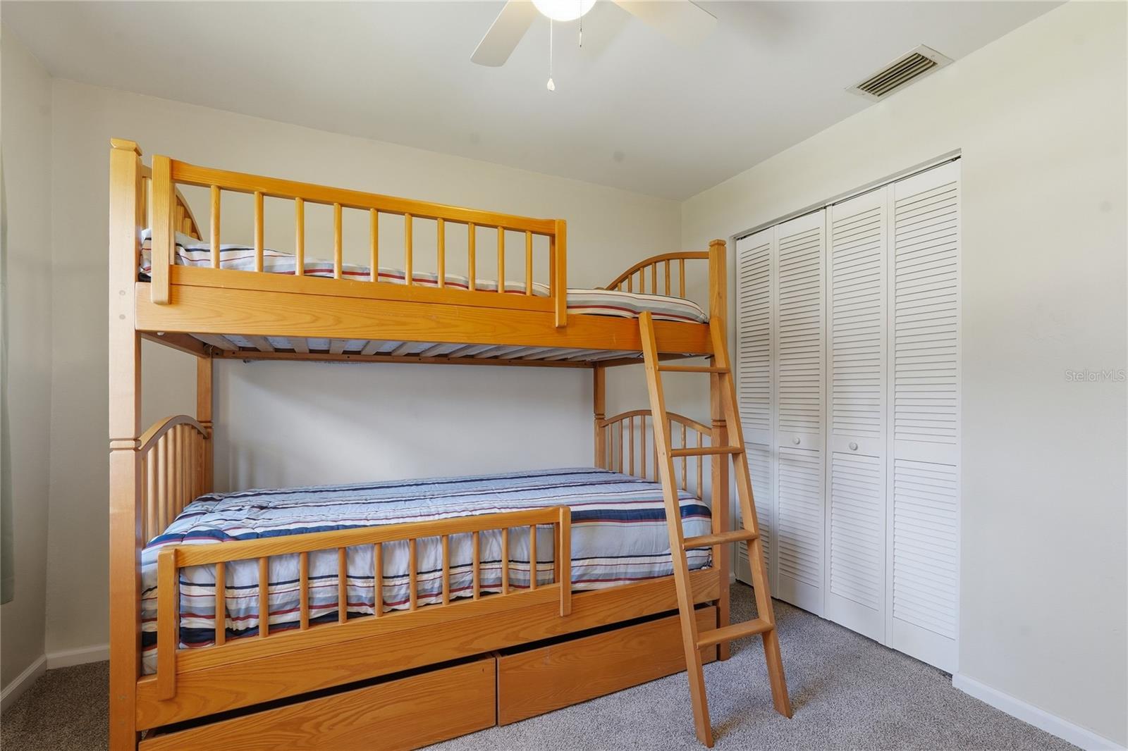 1634 Dale Cir N Property Photo 27