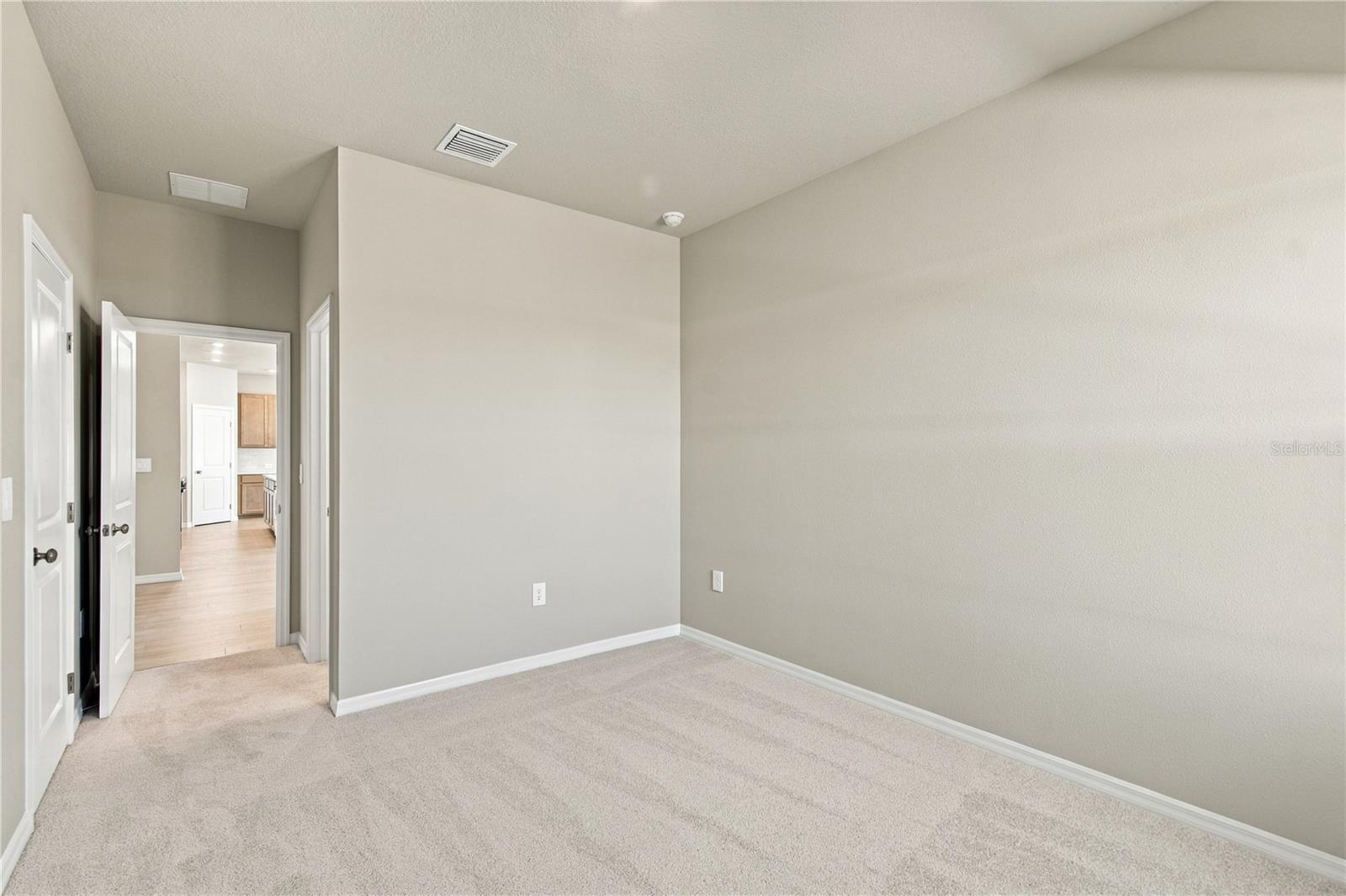437 Spring Harvest Dr Property Photo 23