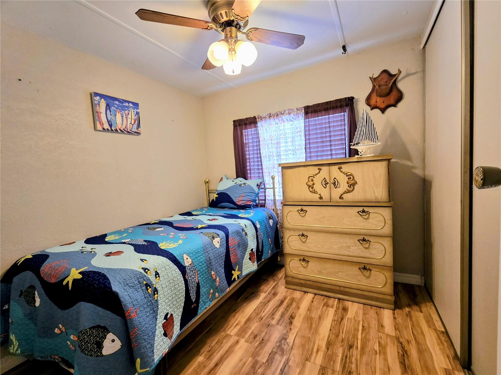 6235 Parksend Ln Property Photo 16