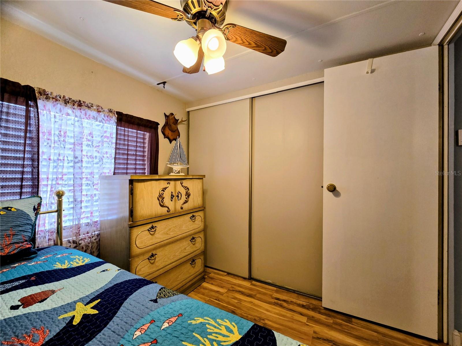 6235 Parksend Ln Property Photo 17