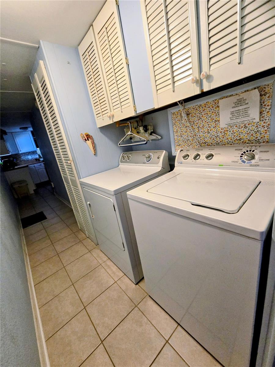 6235 Parksend Ln Property Photo 18