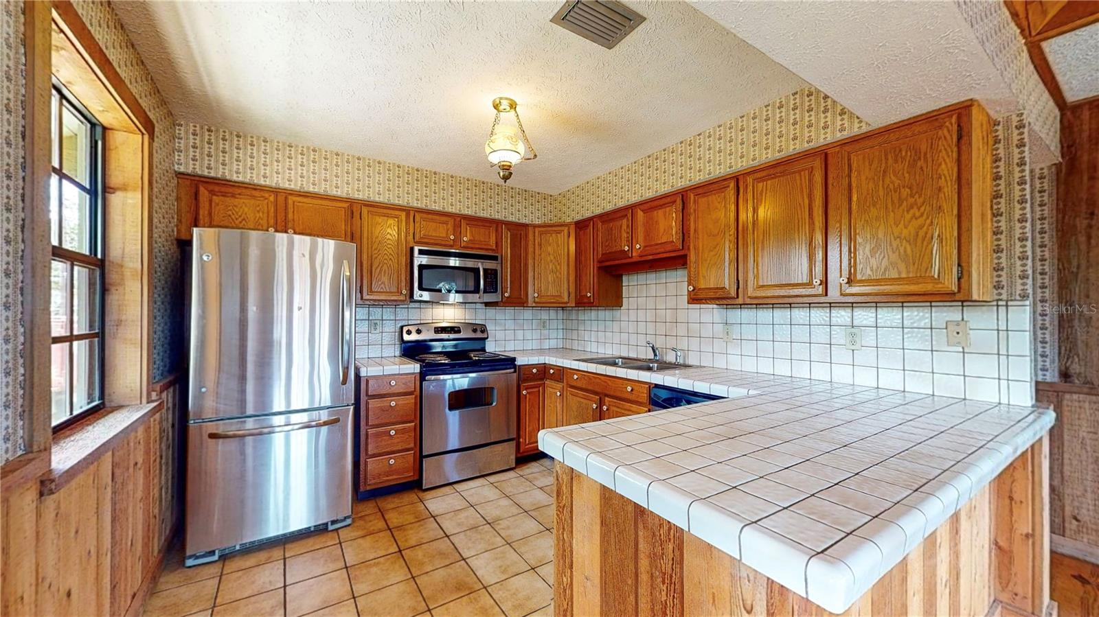 19803 Reading Rd Property Photo 26
