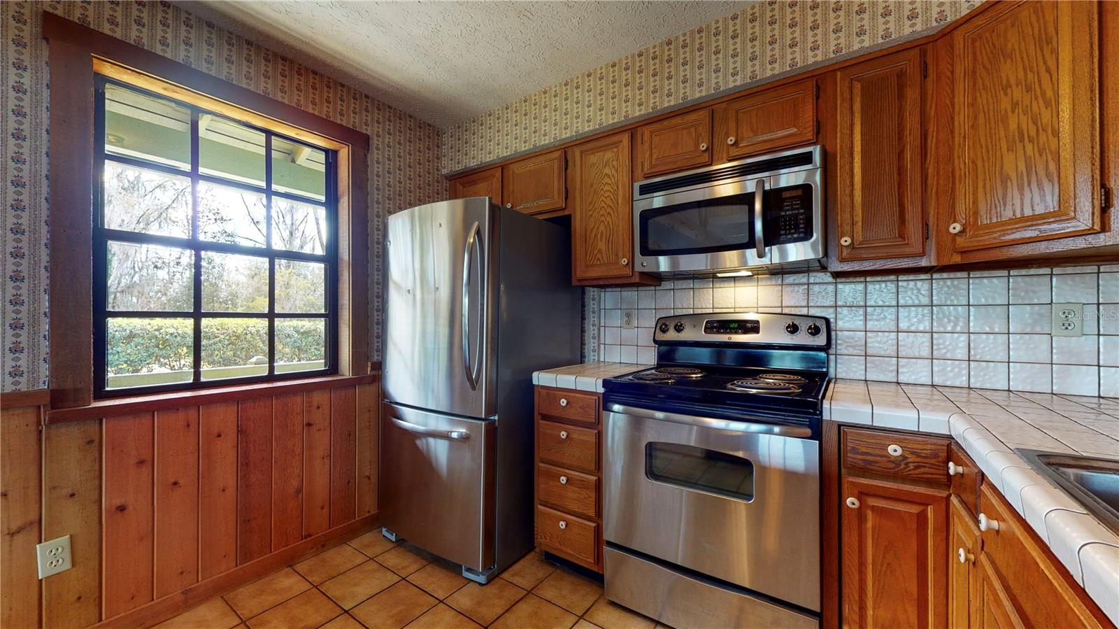 19803 Reading Rd Property Photo 27