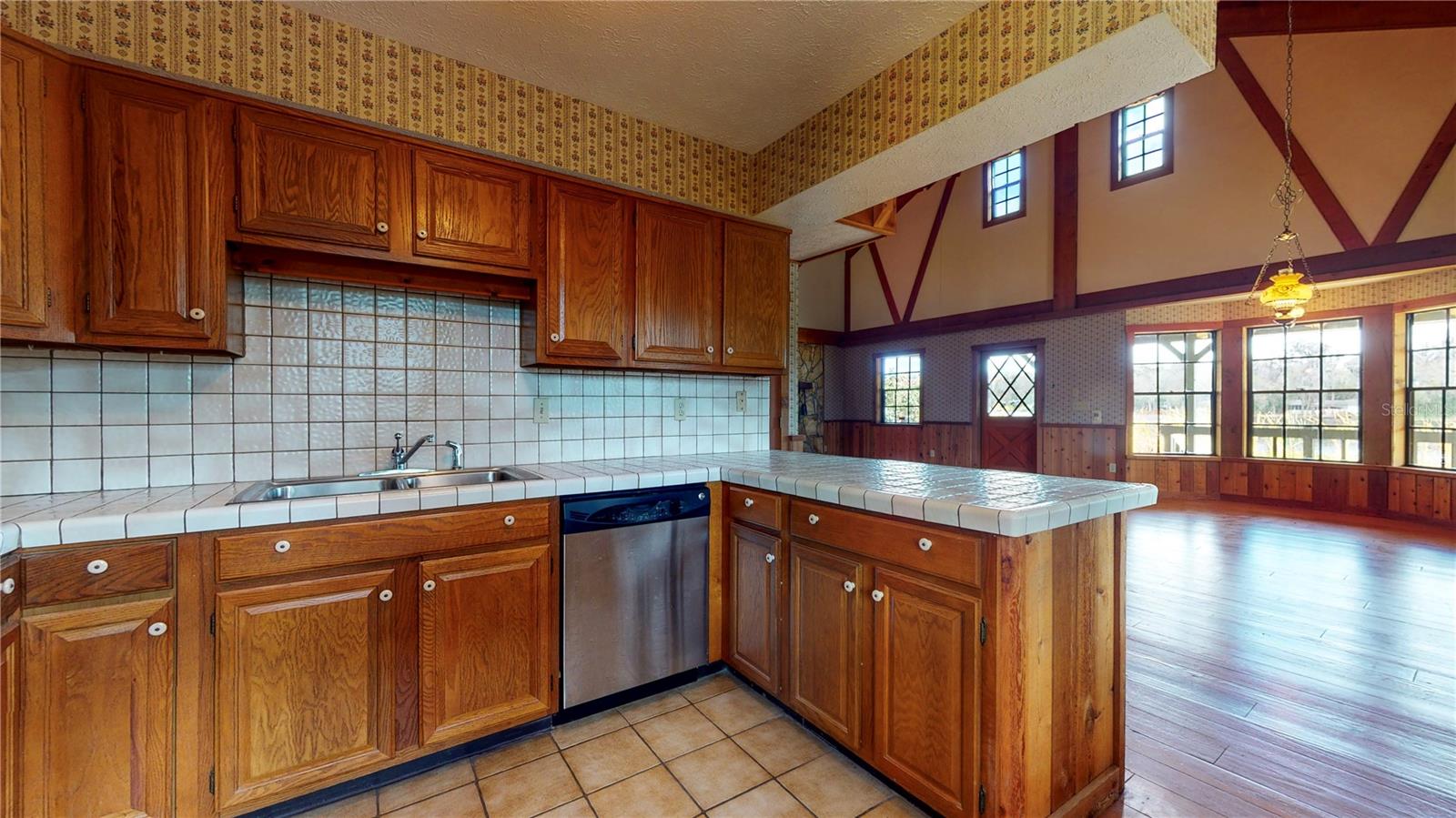 19803 Reading Rd Property Photo 28
