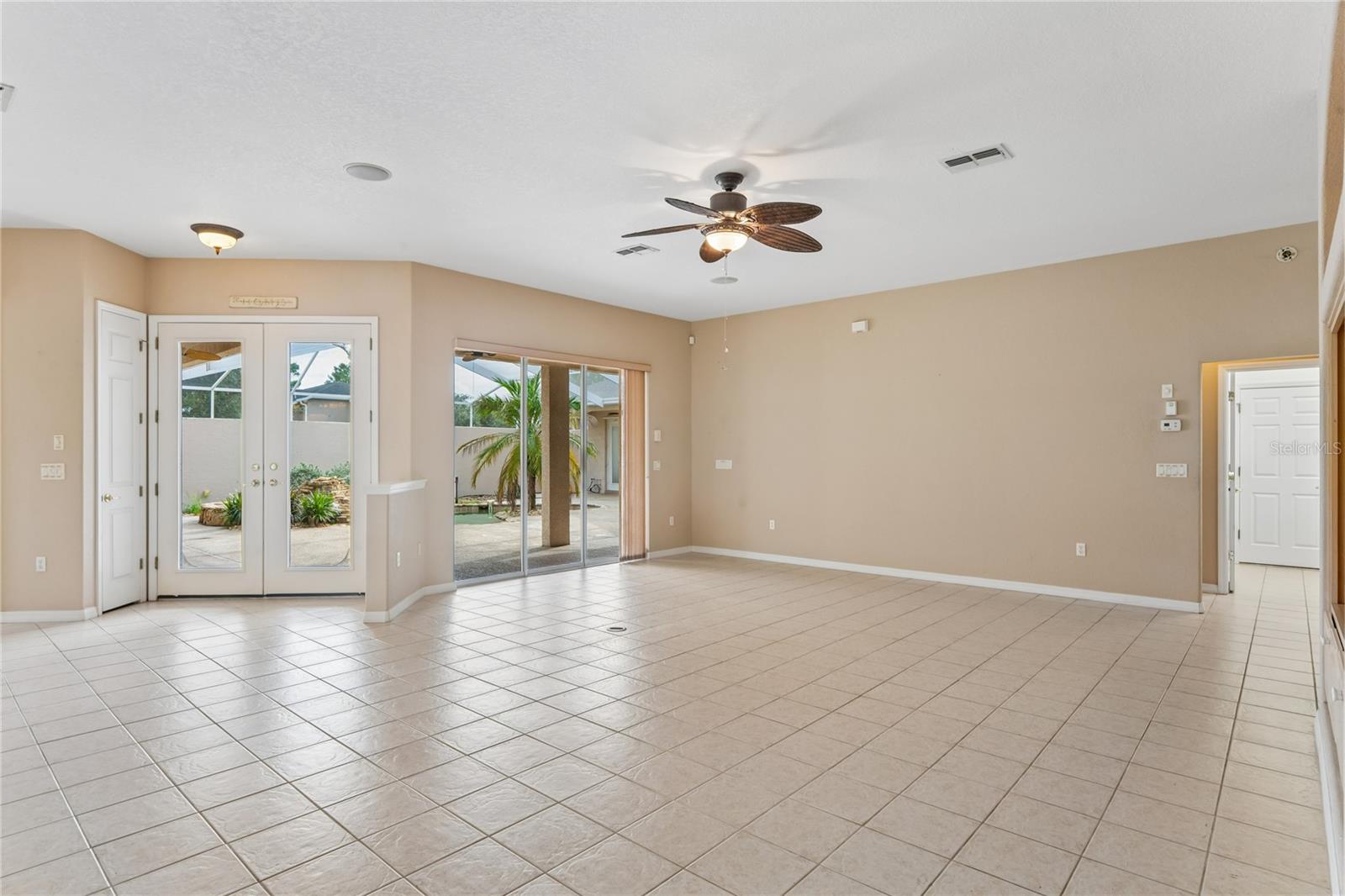 10120 Shortleaf Ct Property Photo 33