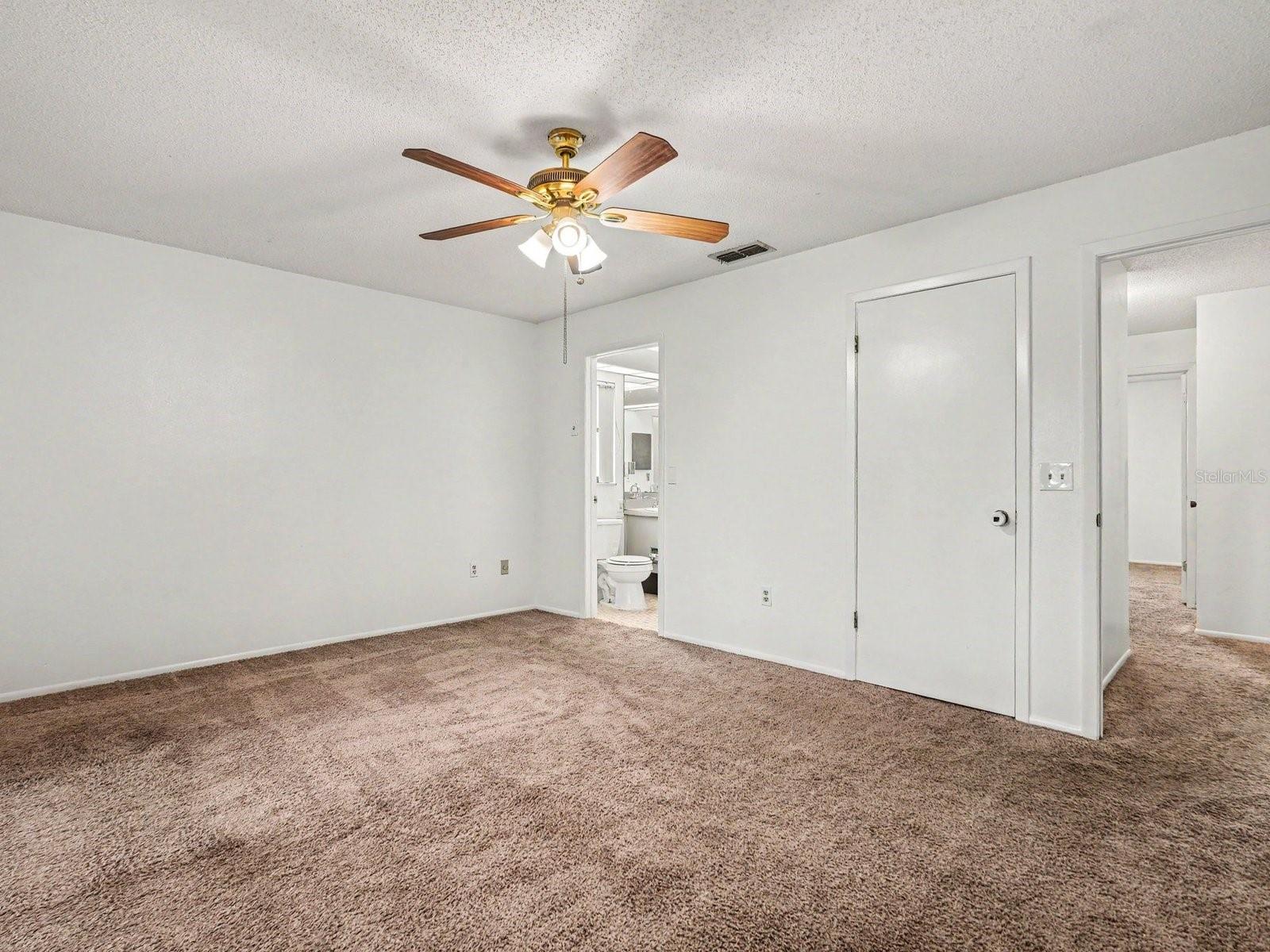 8180 Wooden Dr Property Photo 20