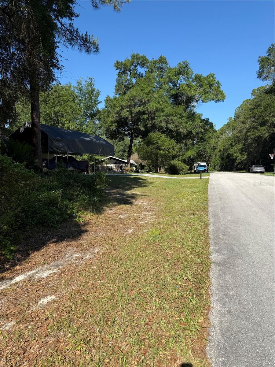 10927 N Airway Loop Property Photo 3