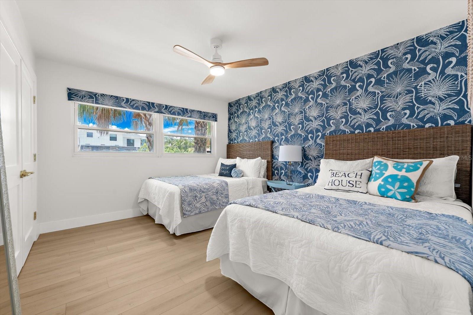 730 Bay Esplanade Property Photo 39