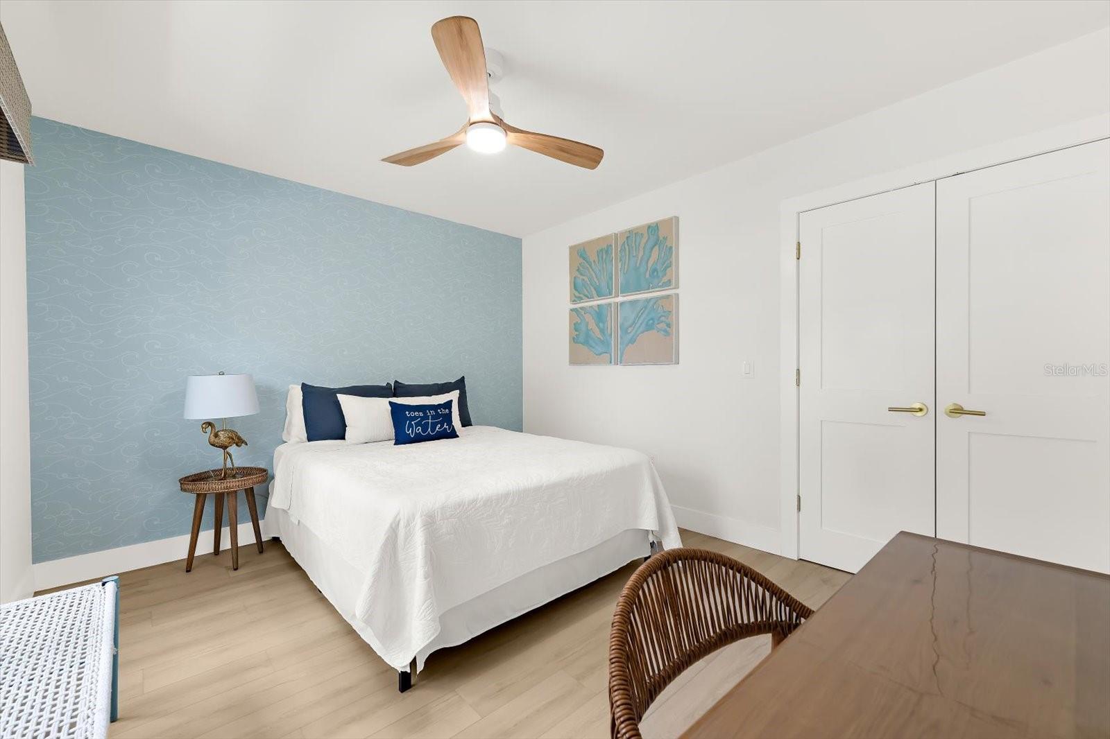 730 Bay Esplanade Property Photo 40