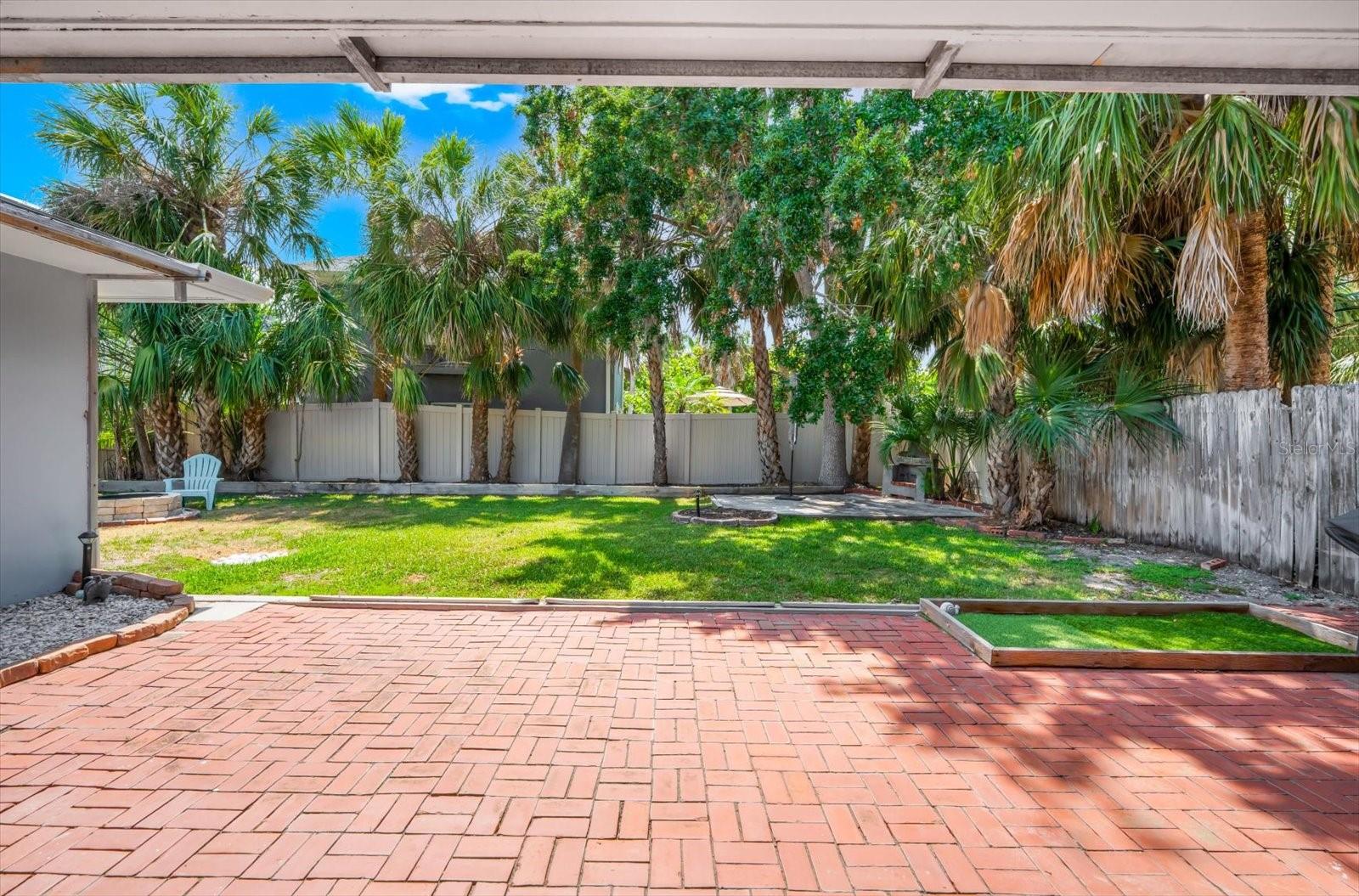 730 Bay Esplanade Property Photo 51