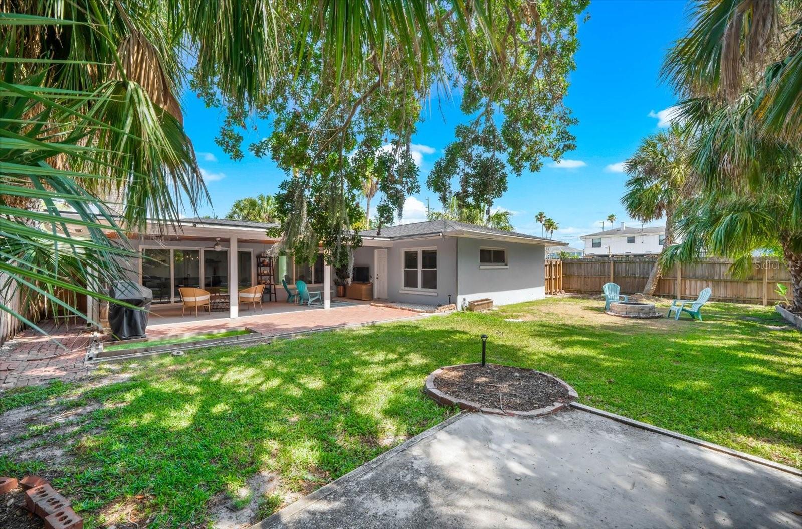 730 Bay Esplanade Property Photo 54