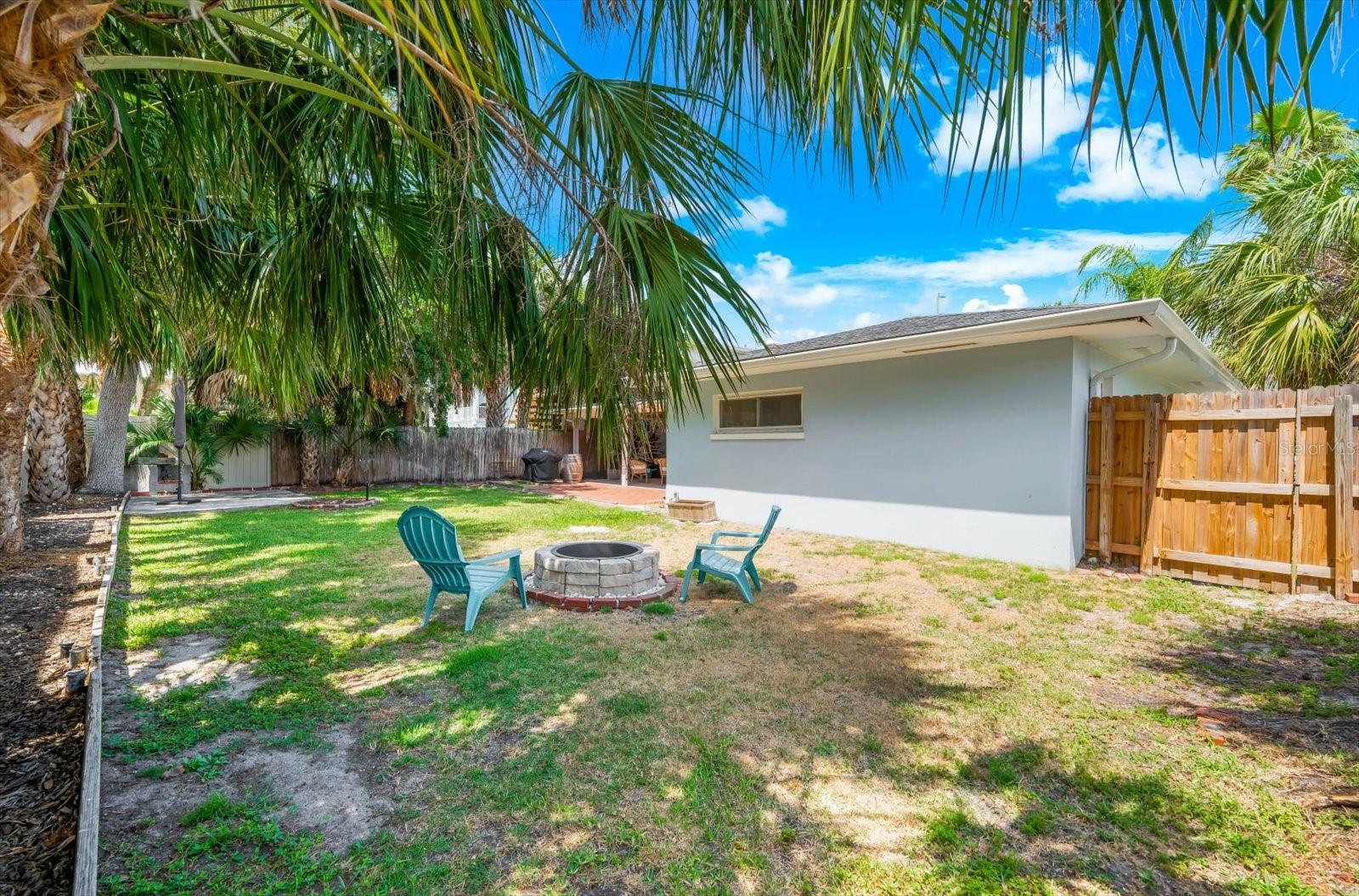 730 Bay Esplanade Property Photo 56