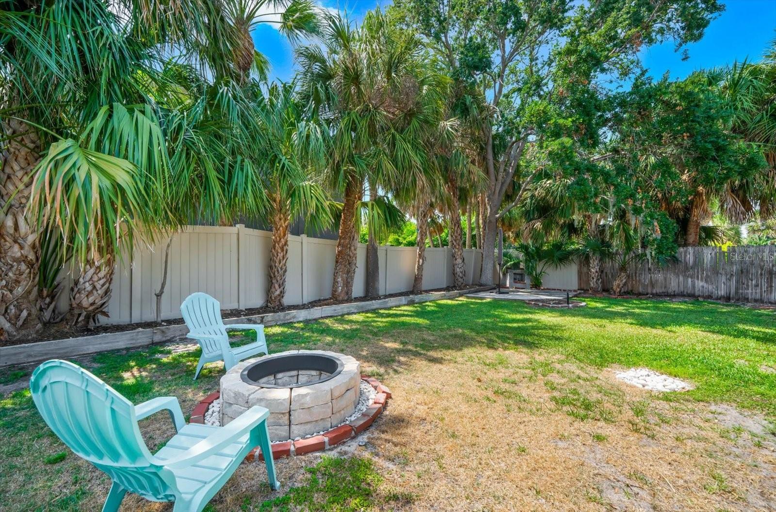 730 Bay Esplanade Property Photo 57