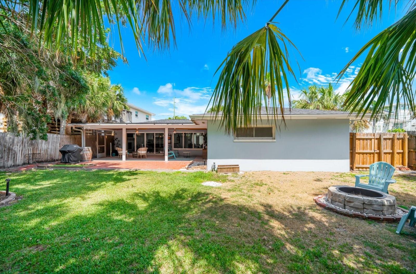 730 Bay Esplanade Property Photo 58