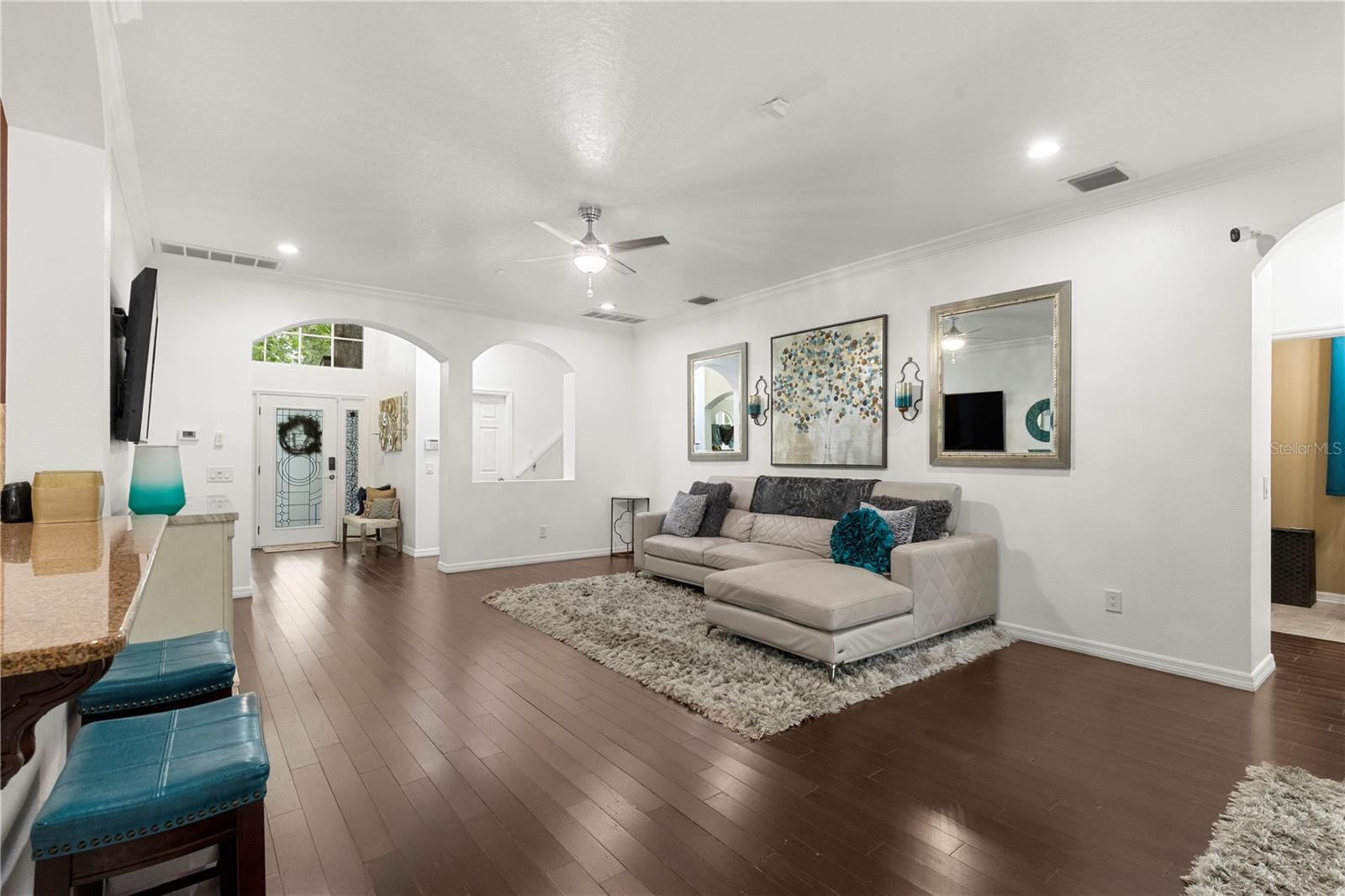 6932 Gray Catbird Loop Property Photo 3