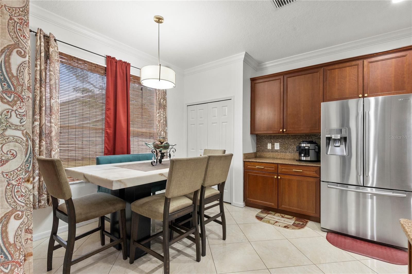6932 Gray Catbird Loop Property Photo 4