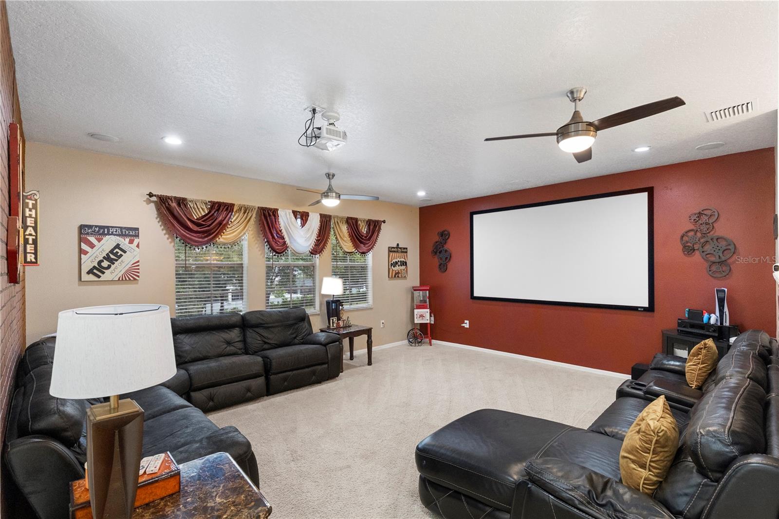 6932 Gray Catbird Loop Property Photo 9