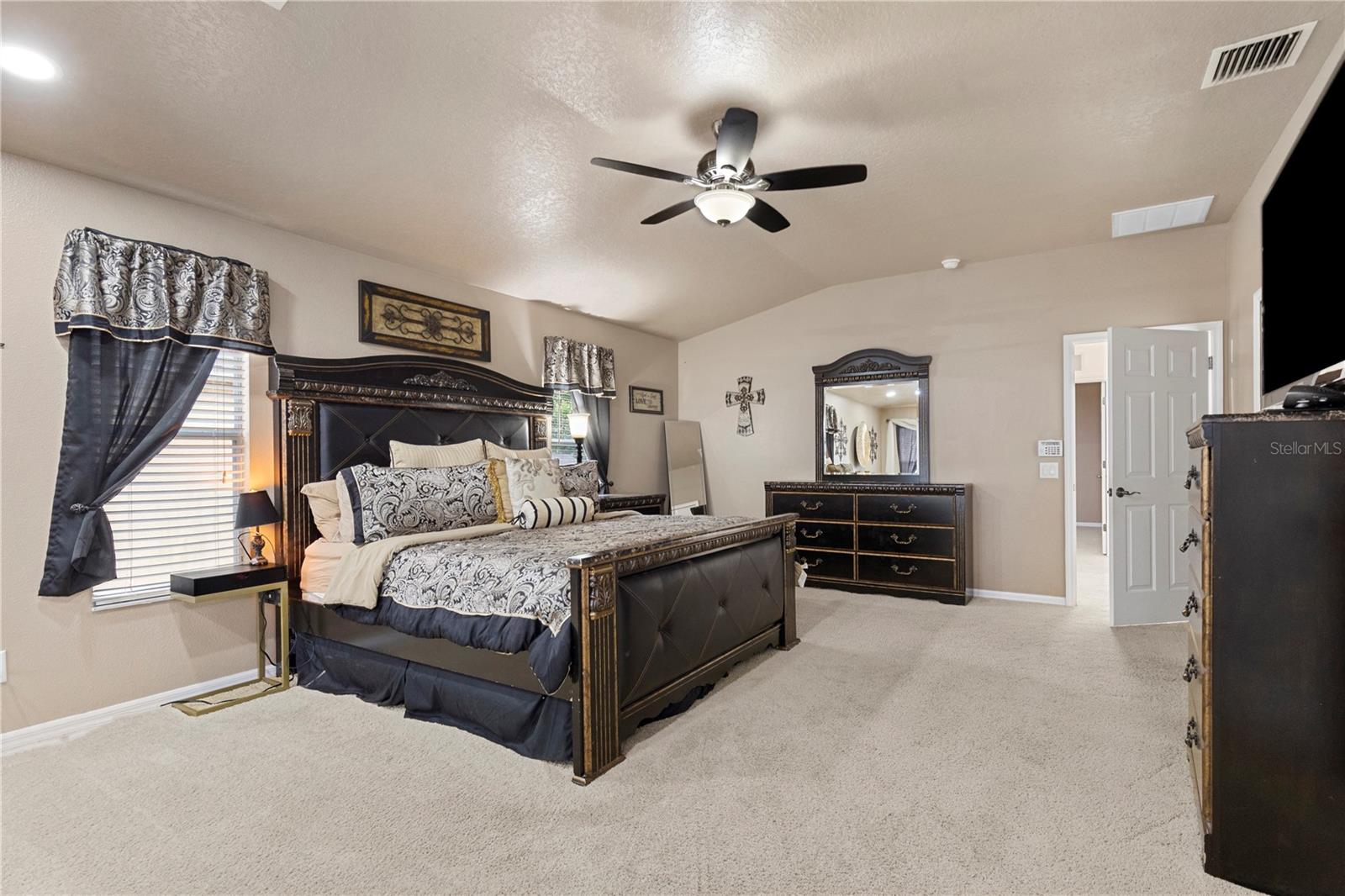 6932 Gray Catbird Loop Property Photo 40