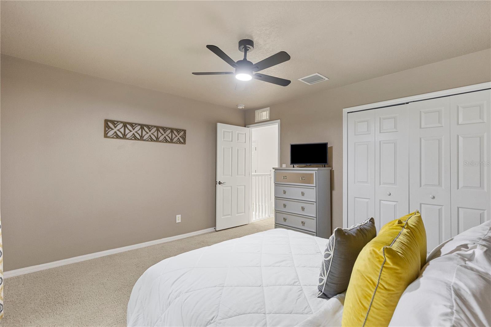 6932 Gray Catbird Loop Property Photo 46