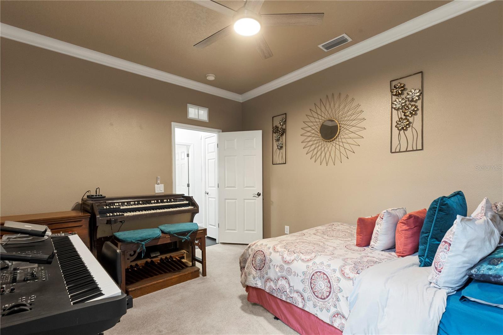 6932 Gray Catbird Loop Property Photo 53